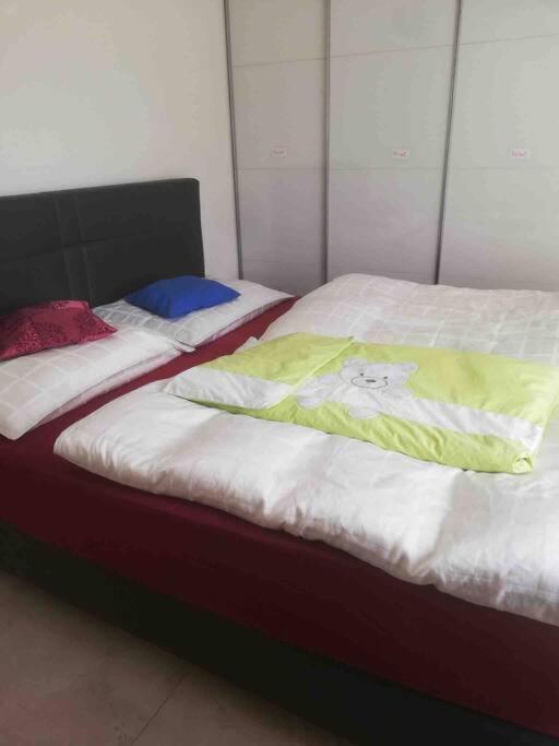 Moderne Wohnung Mit Stil Gross Gerungs 외부 사진